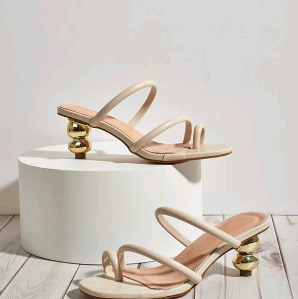 Toe loop heeled mules limited edition - Picture 7 of 8